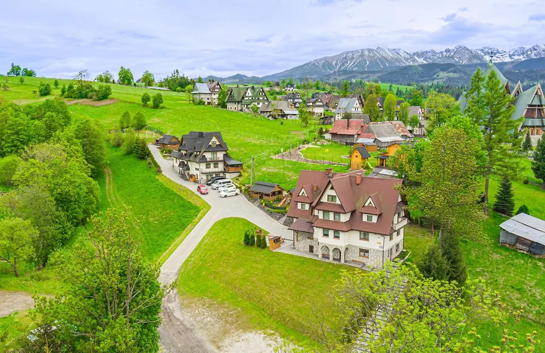 Willa Tatra House-1